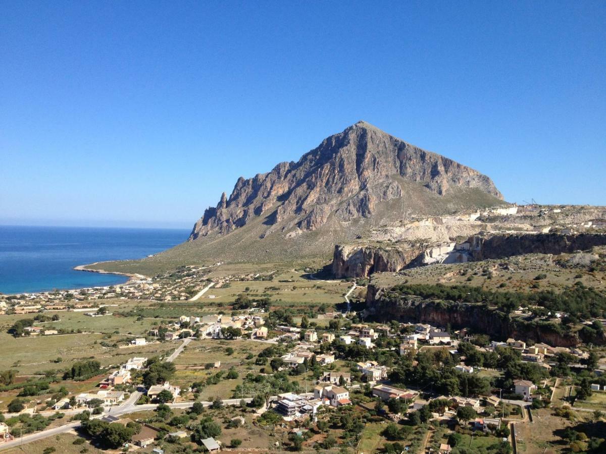 Casa Vacanza Nonna Sarina Custonaci Bagian luar foto