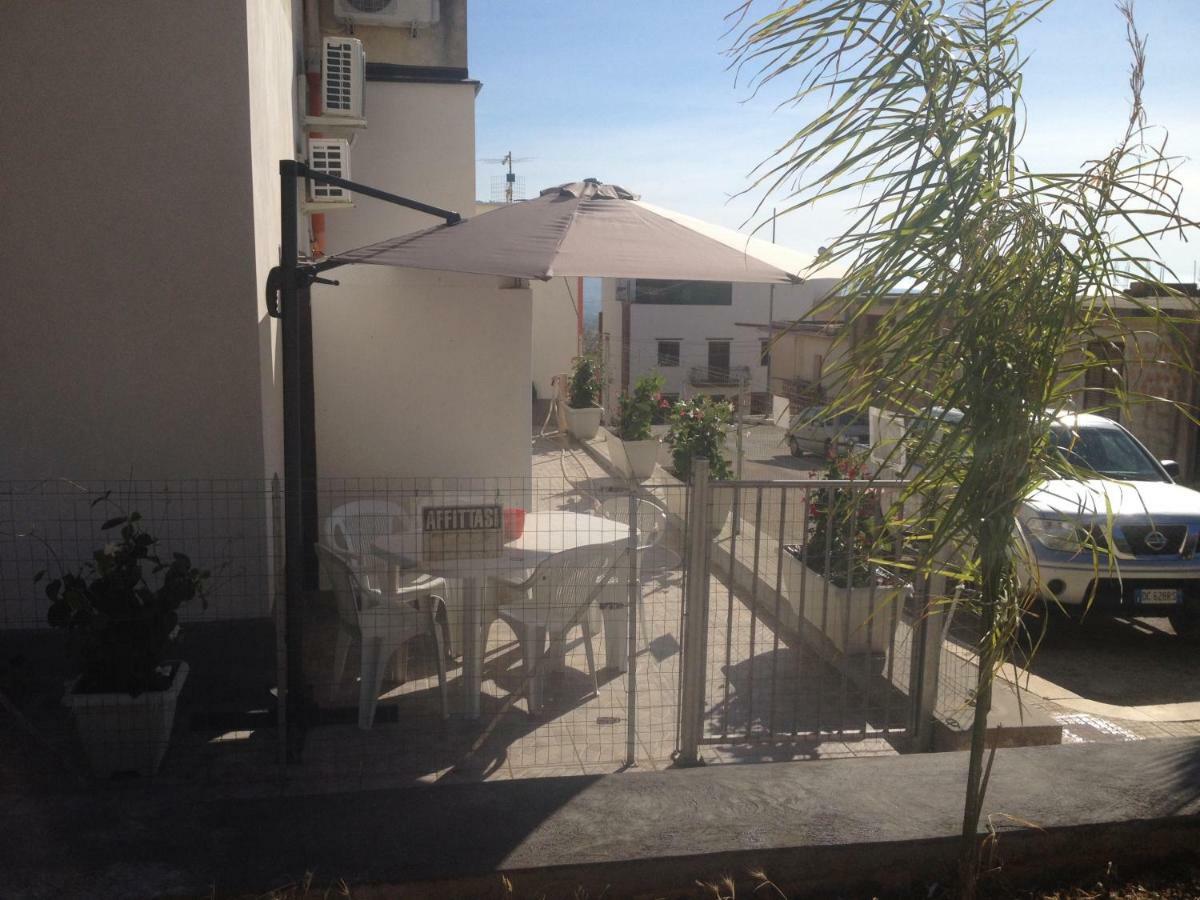 Casa Vacanza Nonna Sarina Custonaci Bagian luar foto